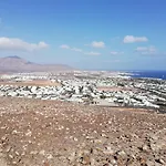 아파트 For Lanzarote Holidays House